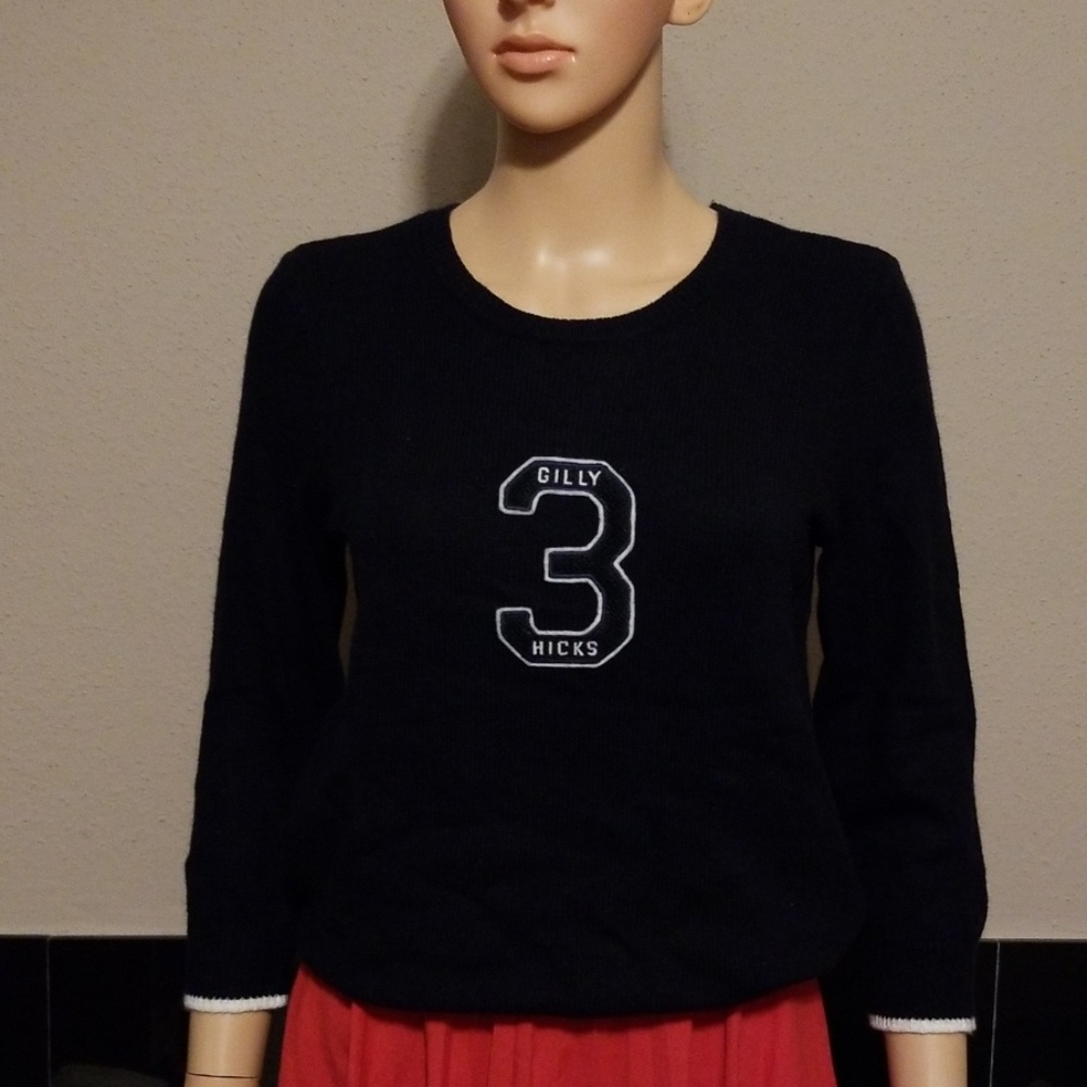 BRAND NEW sweater